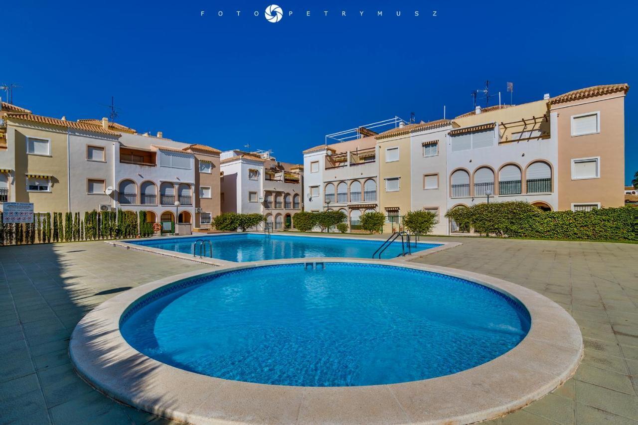 108 Apartament Fabulus Torrevieja Exterior foto